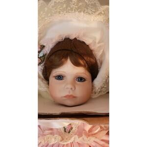 Amy Porcelain Baby Doll by Thelma Resch Designer Guild LE #311/2000 w/ COA